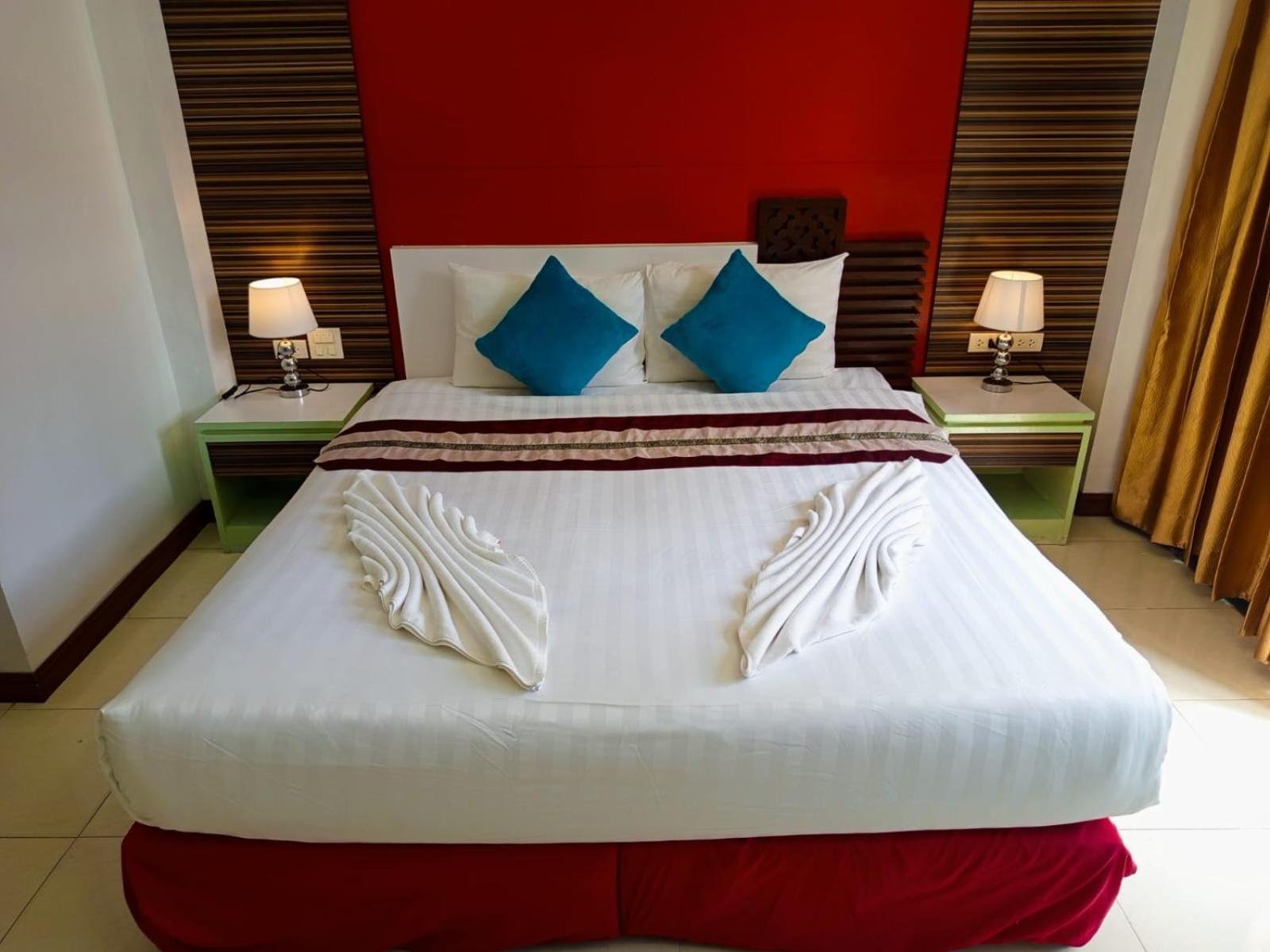 Hotel Max Value