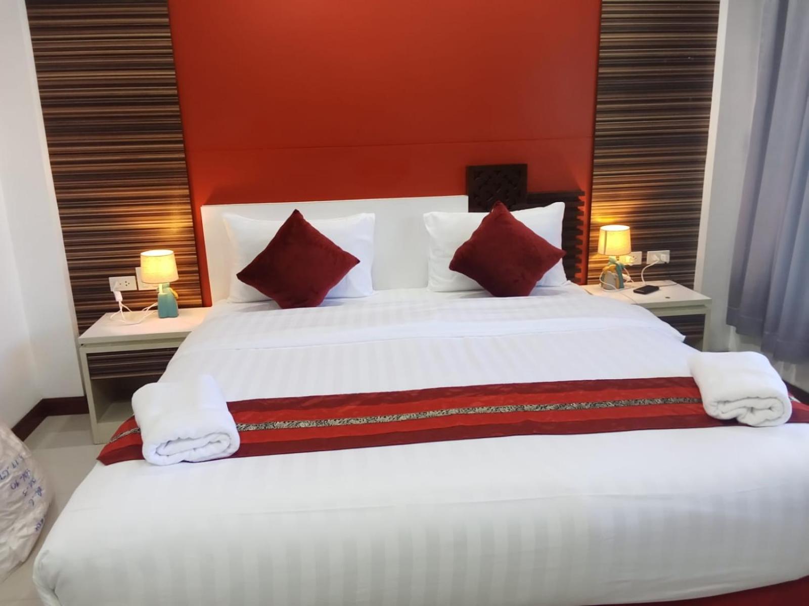 Hotel Max Value